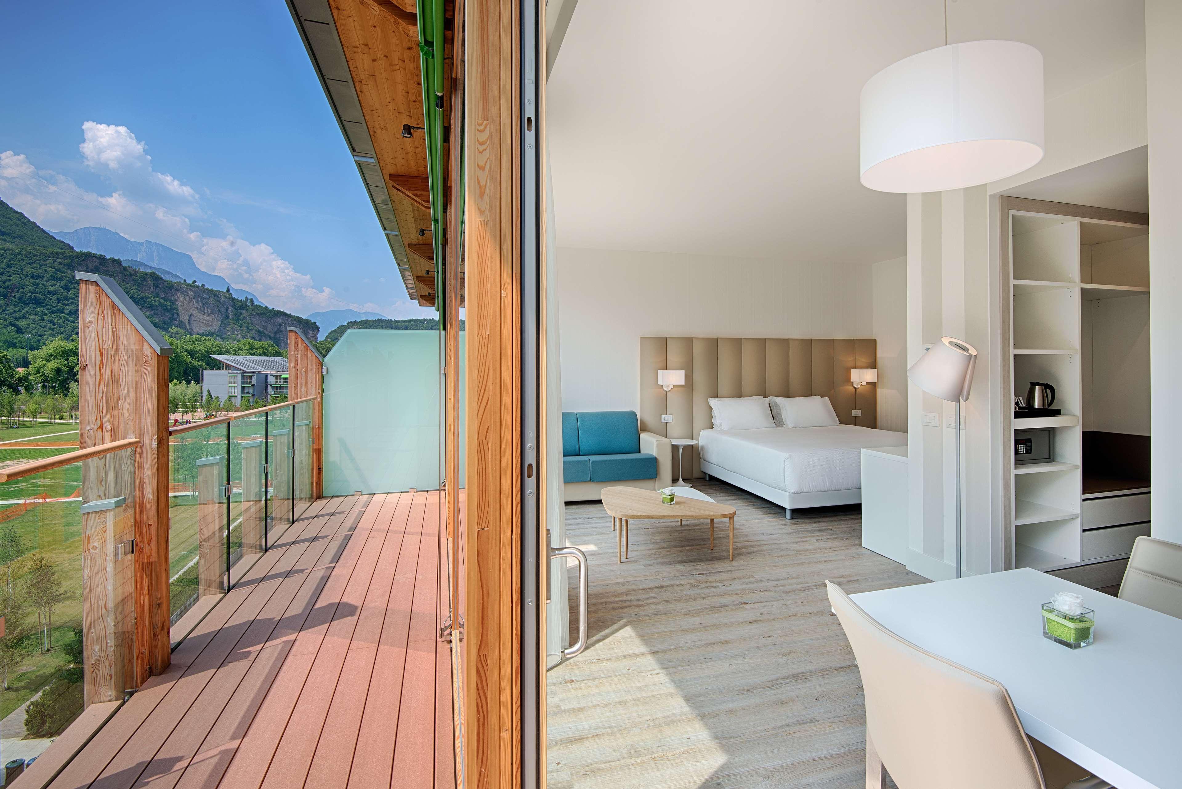 Nh Trento Hotel Buitenkant foto
