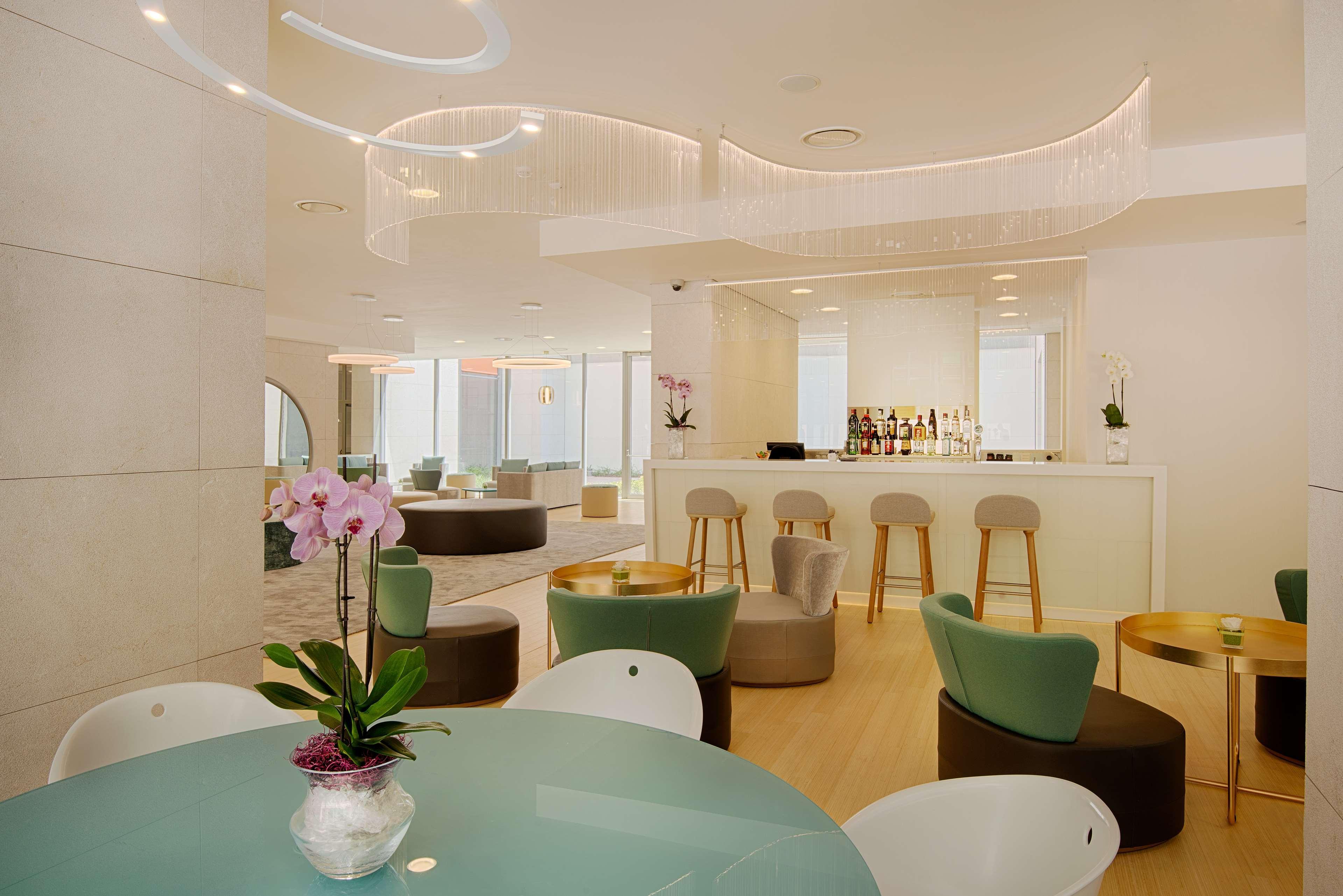 Nh Trento Hotel Buitenkant foto